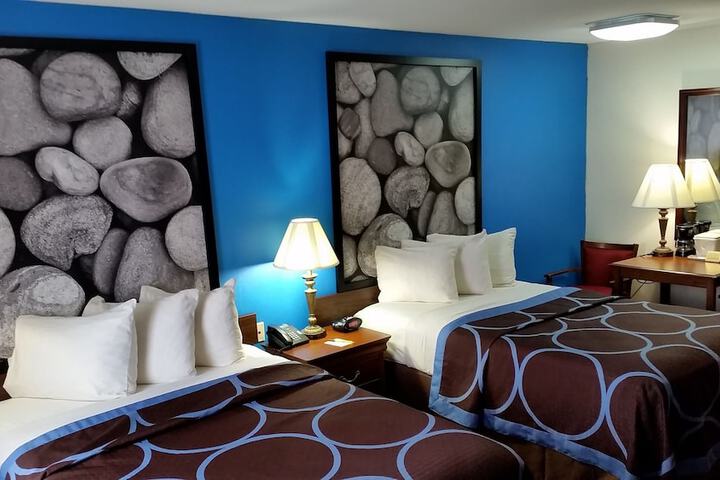 Room 22 of 46