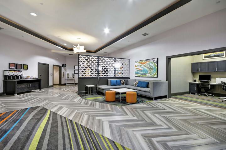 Hotel Interior 11 of 47