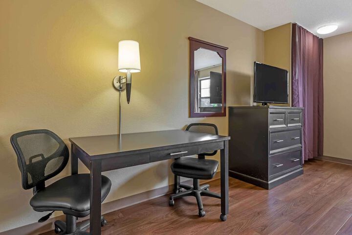 Room 18 of 26