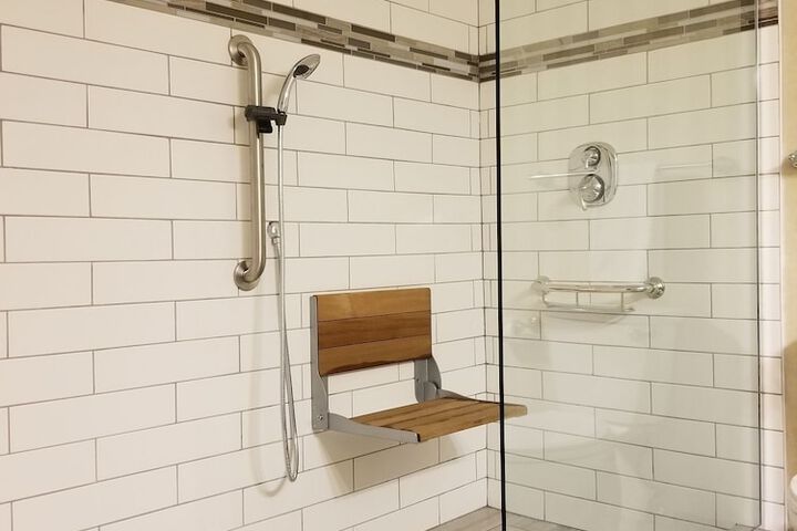 Room 25 of 111