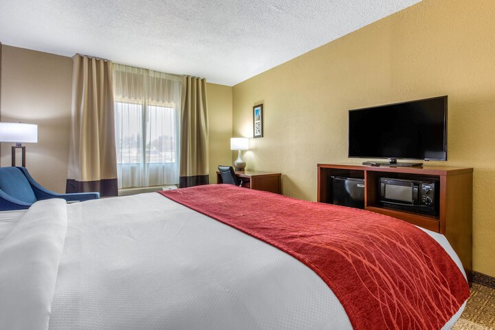Room 13 of 40