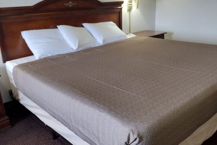 Hoosier Inn