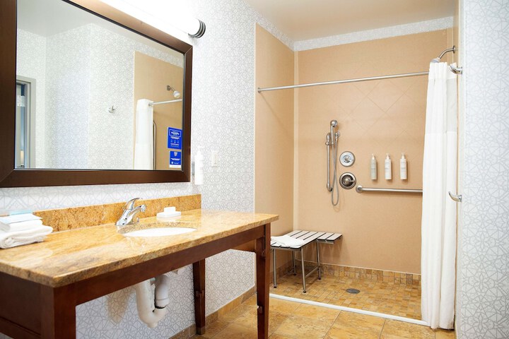 Hampton Inn & Suites Jacksonville