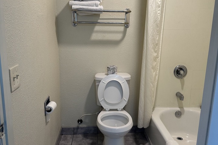 Room 18 of 20