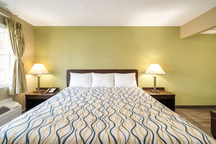 Deluxe Inn Miami OK