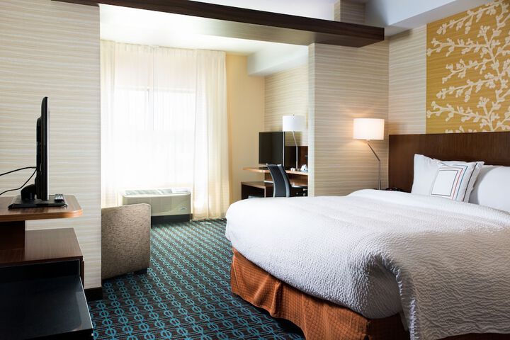 Fairfield Inn & Suites Rochester Mayo Clinic Area / St. Marys