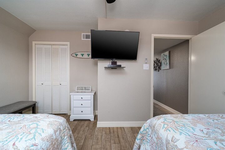Room 158 of 248