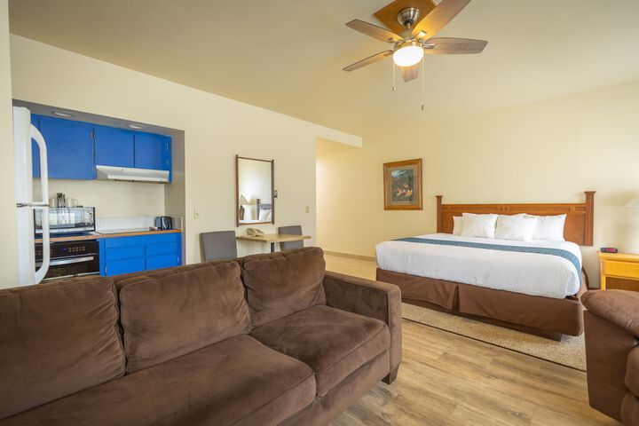 Room 11 of 19