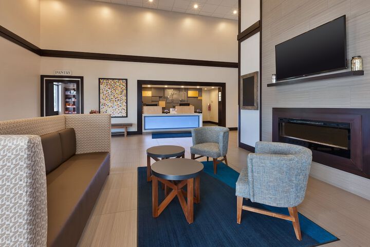Hotel 6 of 40