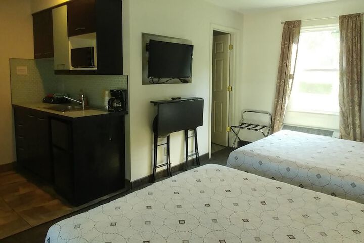 Room 32 of 45