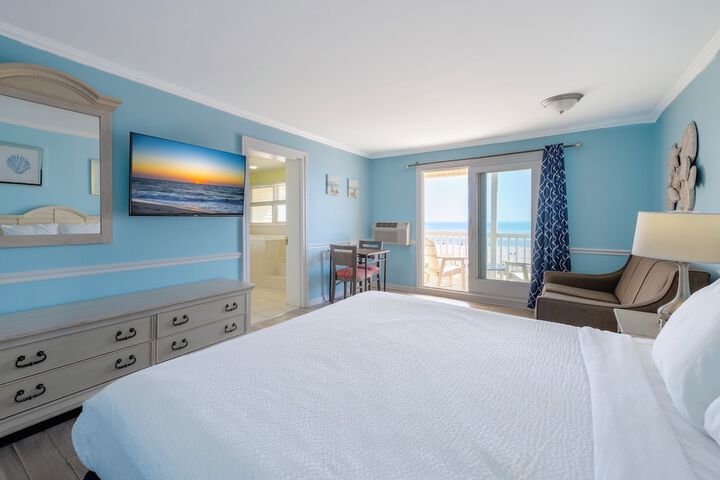 Drifting Sands Oceanfront Hotel