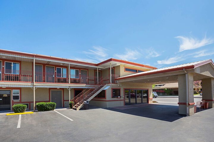 Hotel 2 of 44
