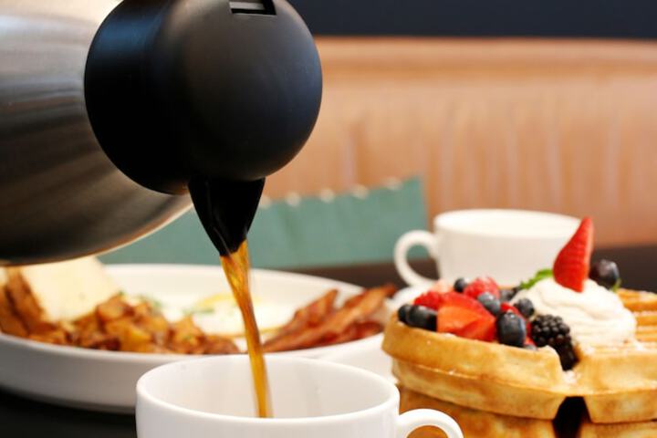 Breakfast/Coffee Service 75 of 85