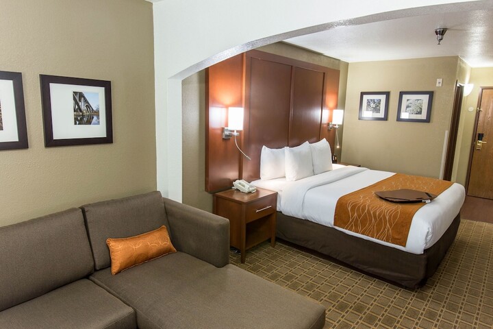 Room 54 of 73
