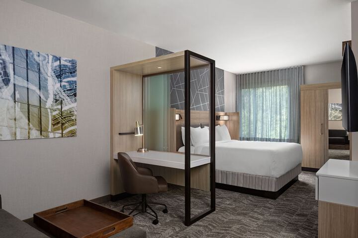 Room 18 of 22