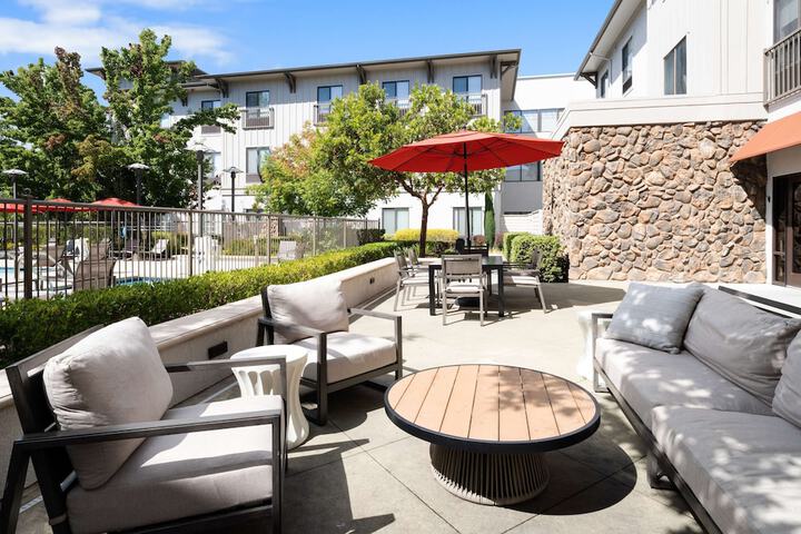 Terrace/Patio 50 of 51