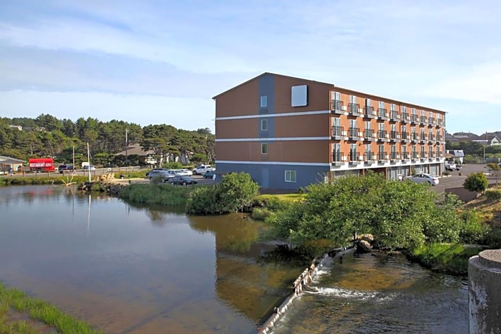 Inn at Lincoln City by OYO