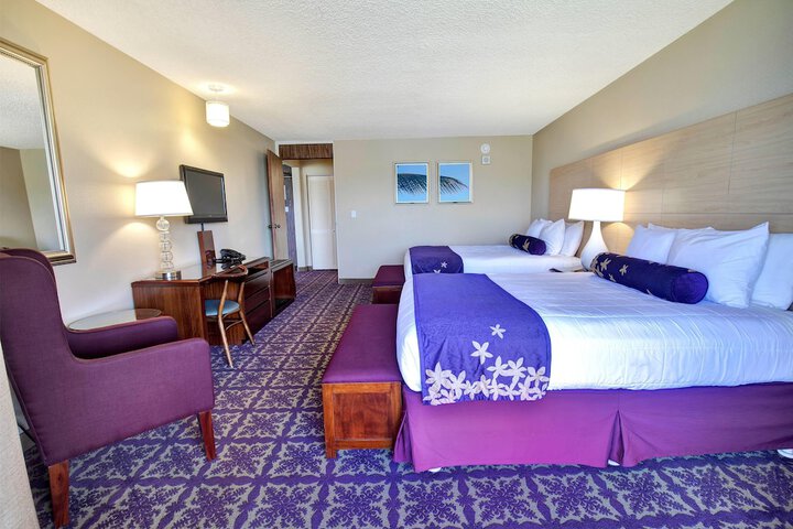 Hilo Hawaiian Hotel Trademark Collection by Wyndham