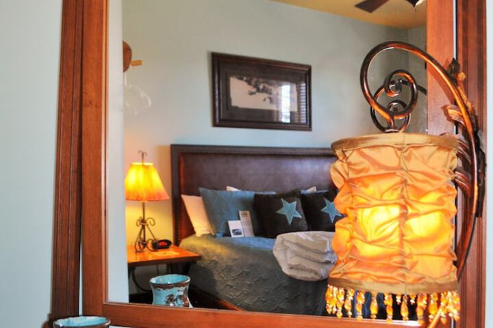 Room 48 of 69