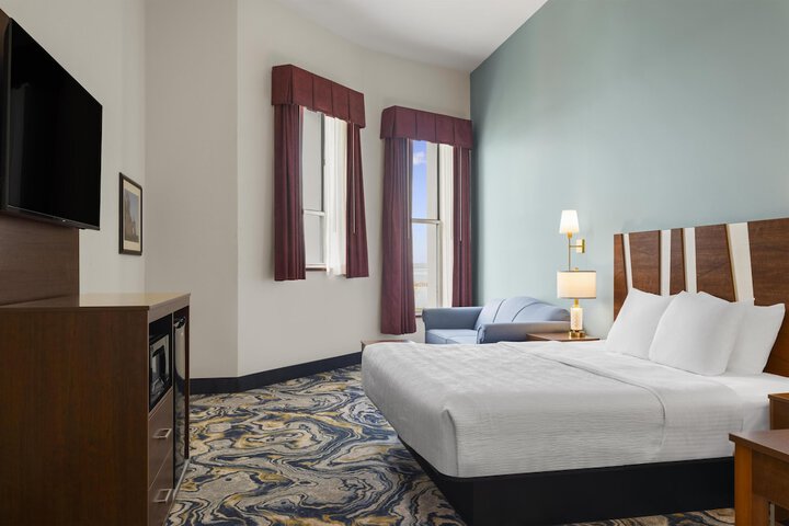 Hotel Chequamegon BW Signature Collection