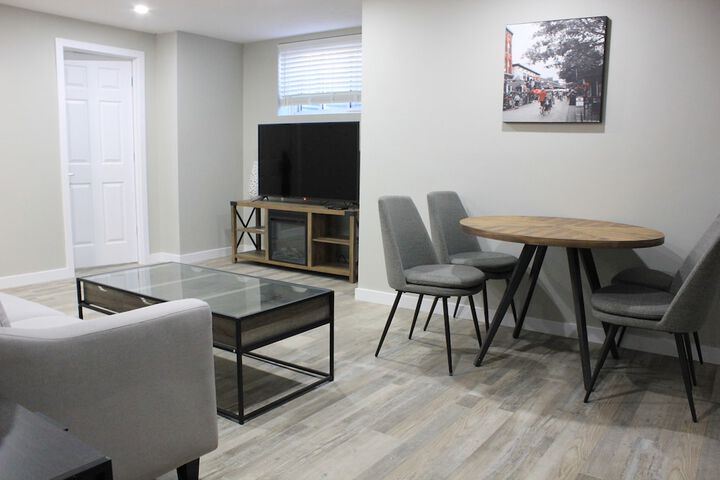 Boardwalk Homes - Executive Guest Rooms & Townhomes
