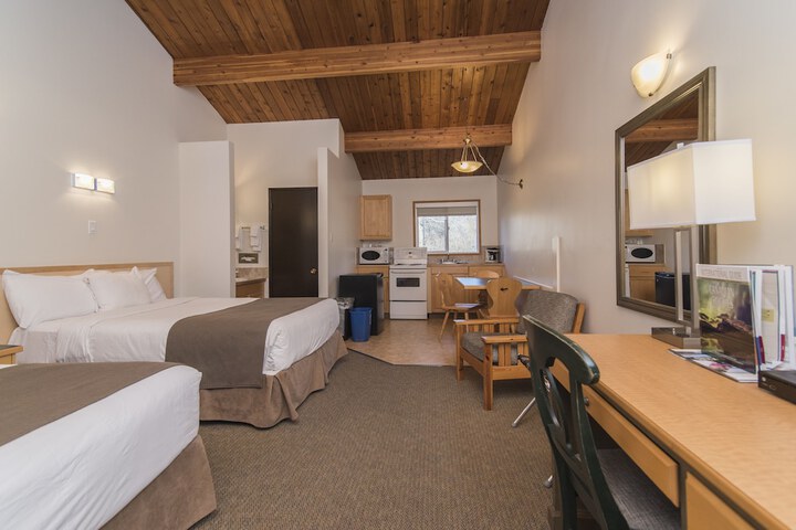 Room 43 of 105