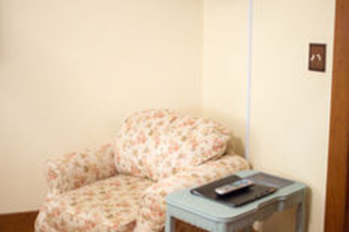 DeBourge Guesthouse