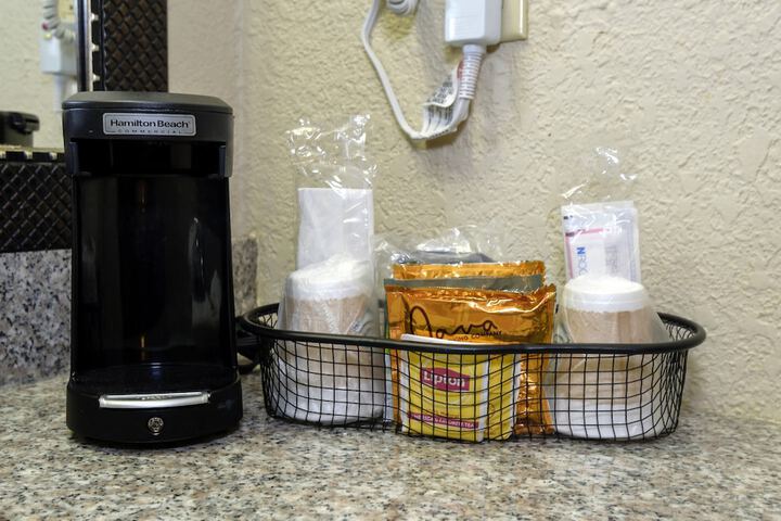 Breakfast/Coffee Service 31 of 33