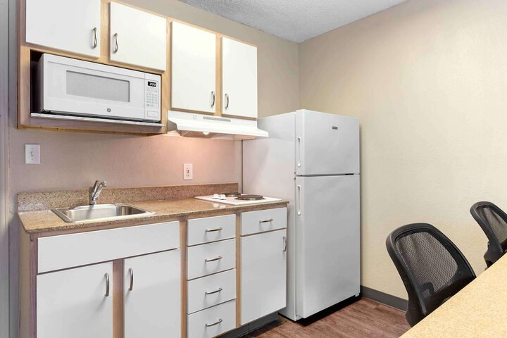 Extended Stay America Select Suites - Houston - Sugar Land