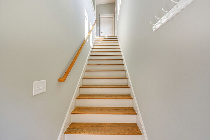 Waterfront Hartwell Apartment w / Dock Access!