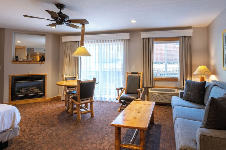 Red Wolf Lodge at Olympic Valley