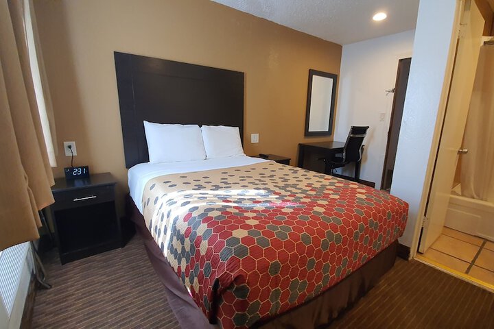 Room 17 of 57