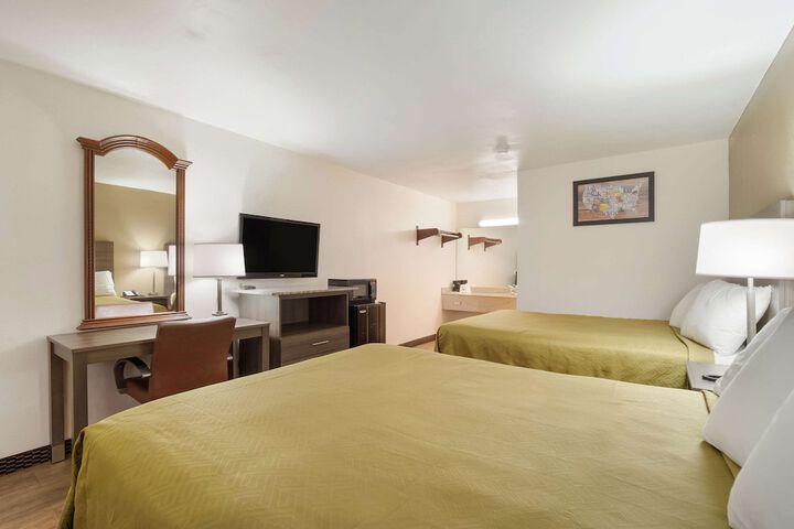 Room 21 of 29