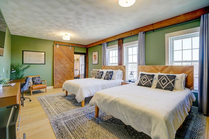 Room 46 of 72