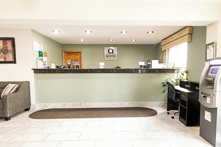 Quality Inn & Suites Marinette