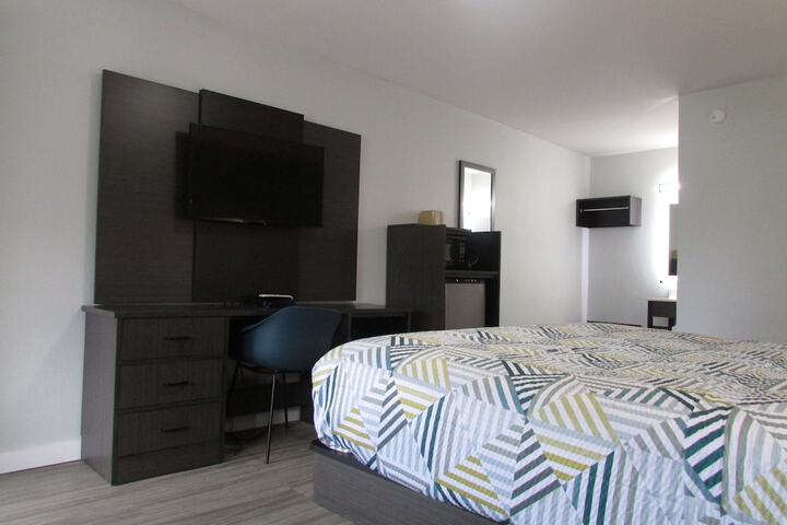 Room 13 of 14