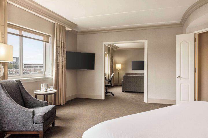 Room 21 of 62