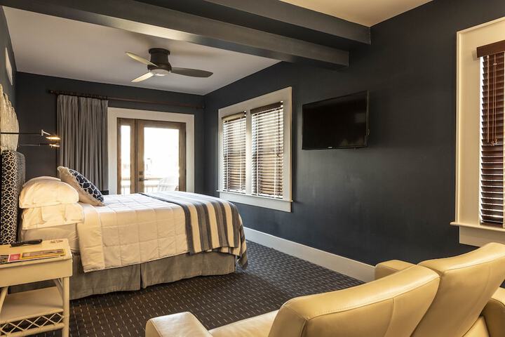 Room 89 of 335