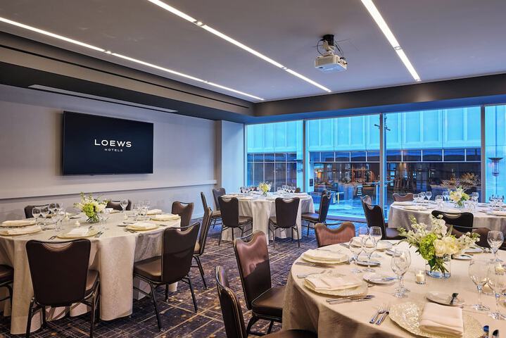 Loews Chicago Hotel