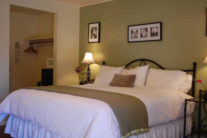 Room 100 of 105