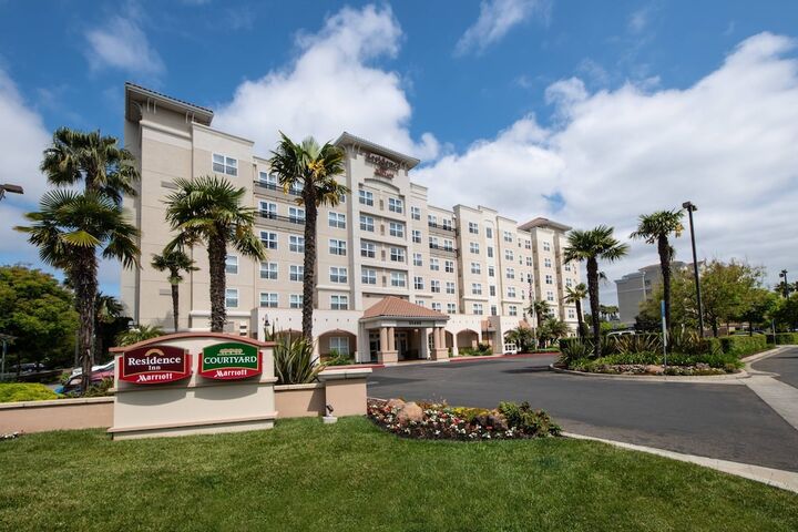 Hotel 2 of 48