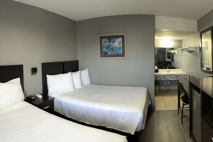 Room 16 of 54