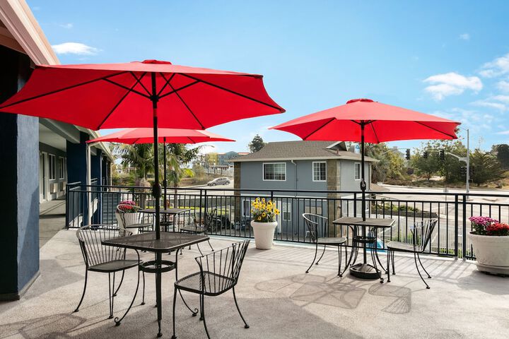 Terrace/Patio 30 of 31