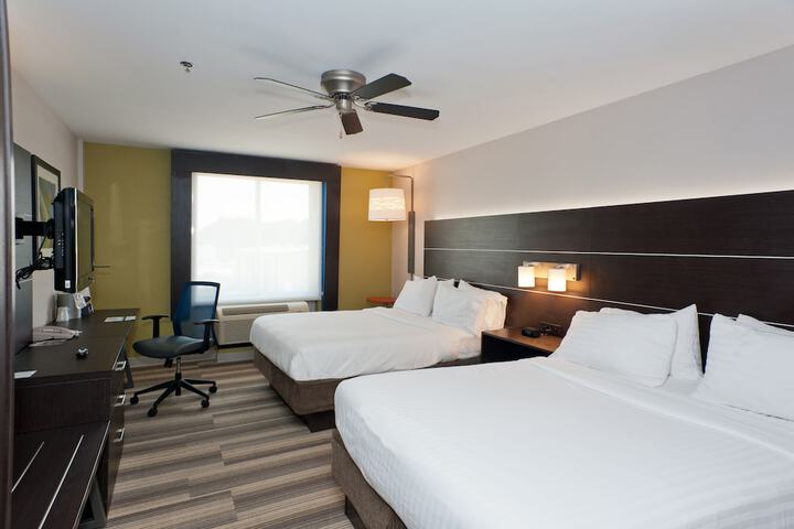 Room 14 of 29