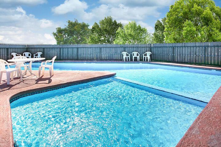 Pool 5 of 27