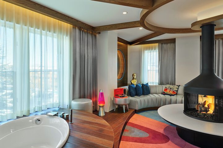 Room 41 of 78