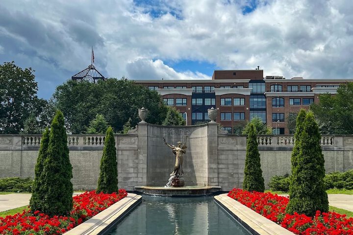 The Saratoga Hilton