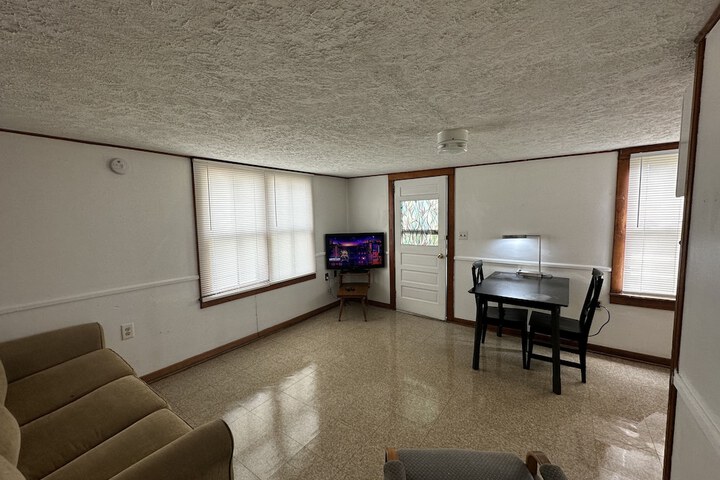 Room 9 of 24
