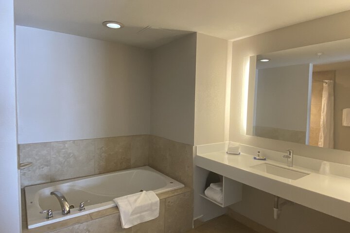 Room 58 of 90