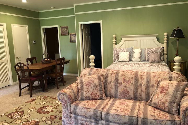 Room 14 of 38